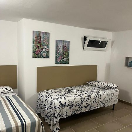 Perla Bianca Villa Marina di Lizzano Luaran gambar